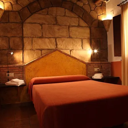 Hotel & El Cercado